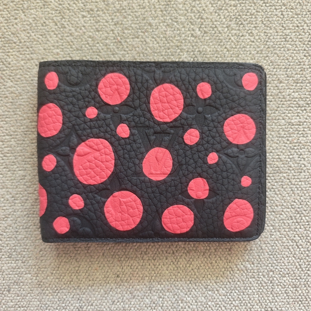 Louis Vuitton X Yayoi Kusama Infinity Dots Taurullion Cow Hide Leather Wallet